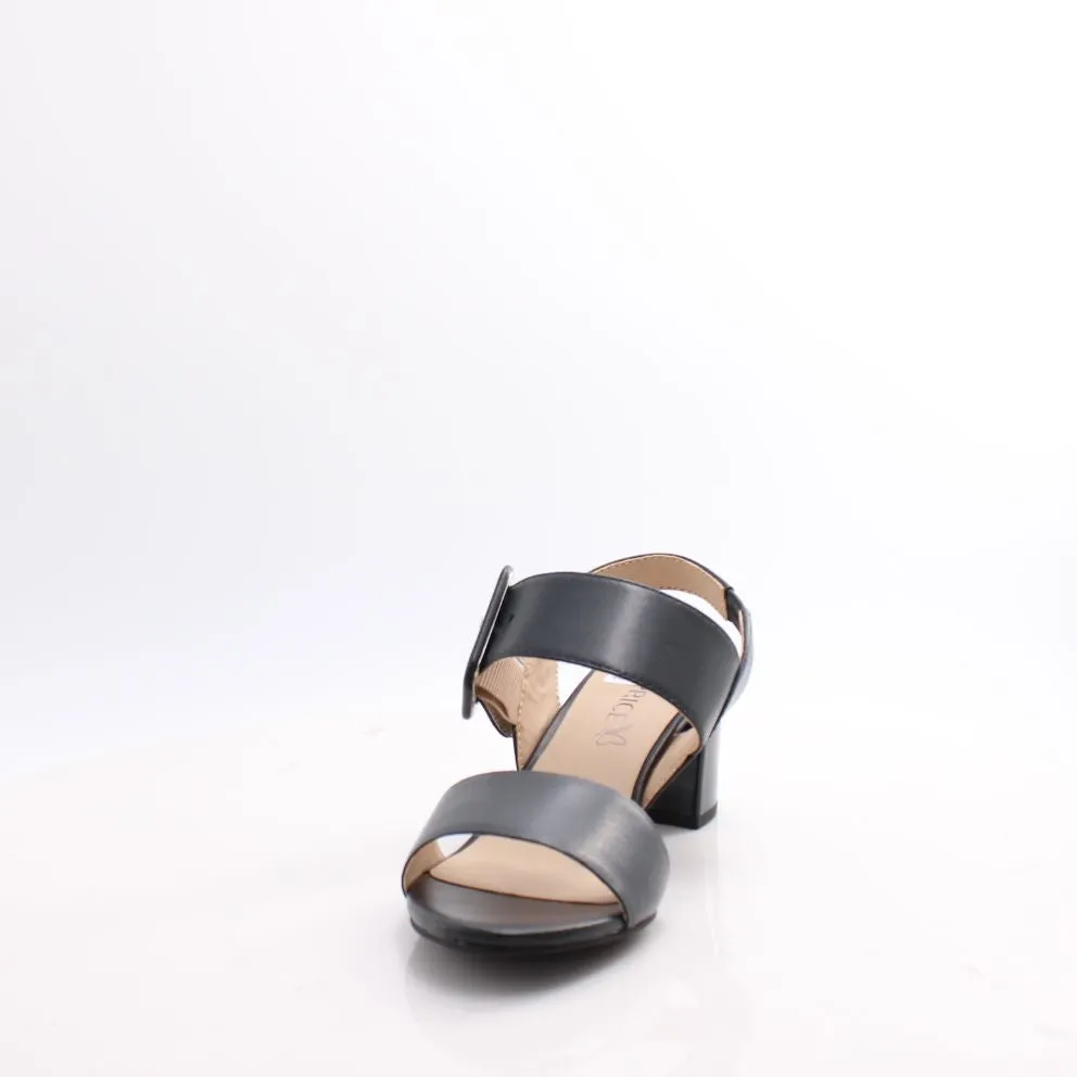 28306 Caprice 25 Sandal Breathable