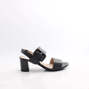 28306 Caprice 25 Sandal Essential Footwear All Day Support