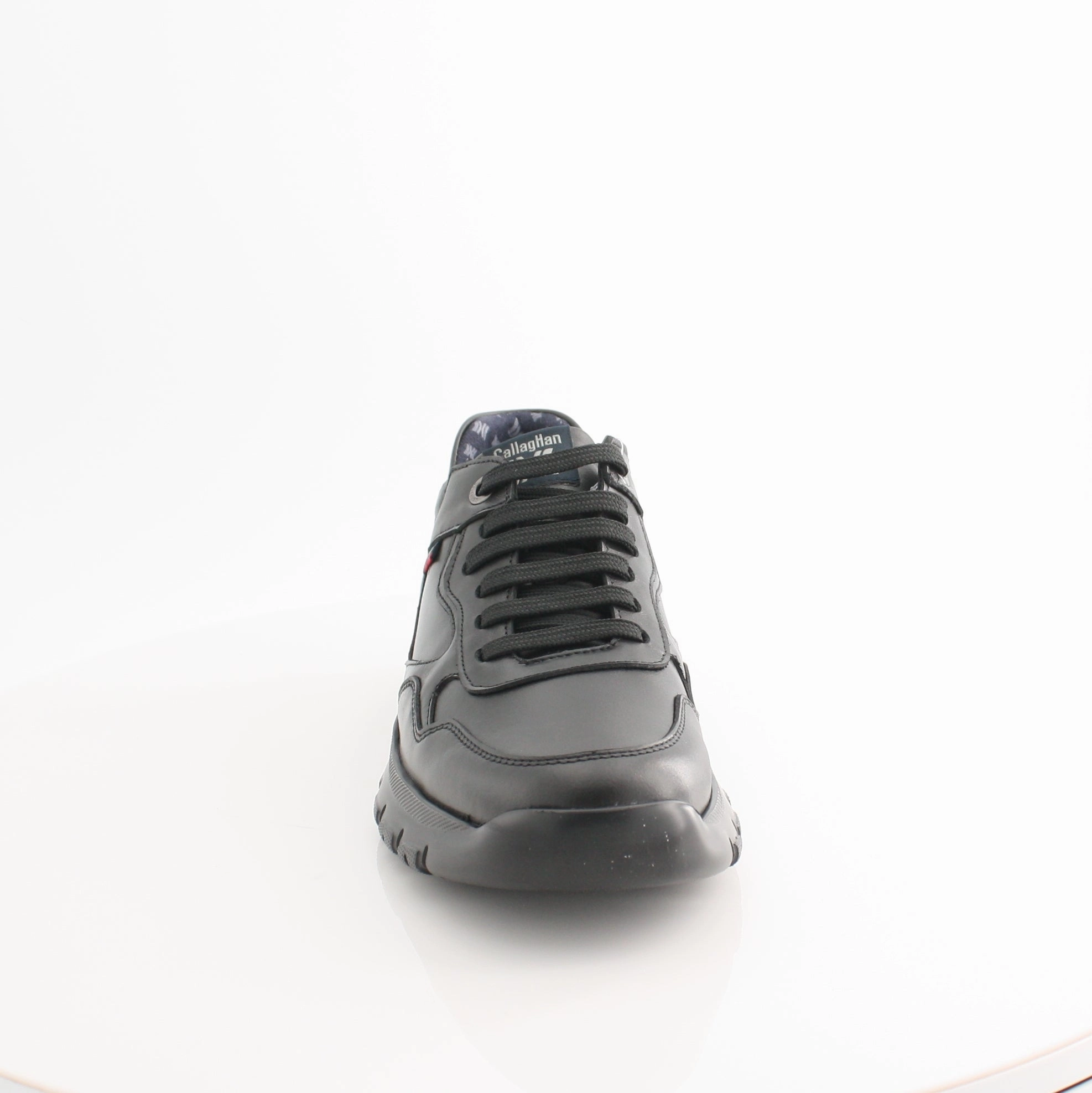 52004 Callaghan 22 Everyday Sneakers Secure Fit
