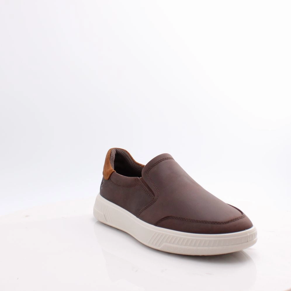 Streetwear Footwear 551614 Ecco Move Slip On Shoes