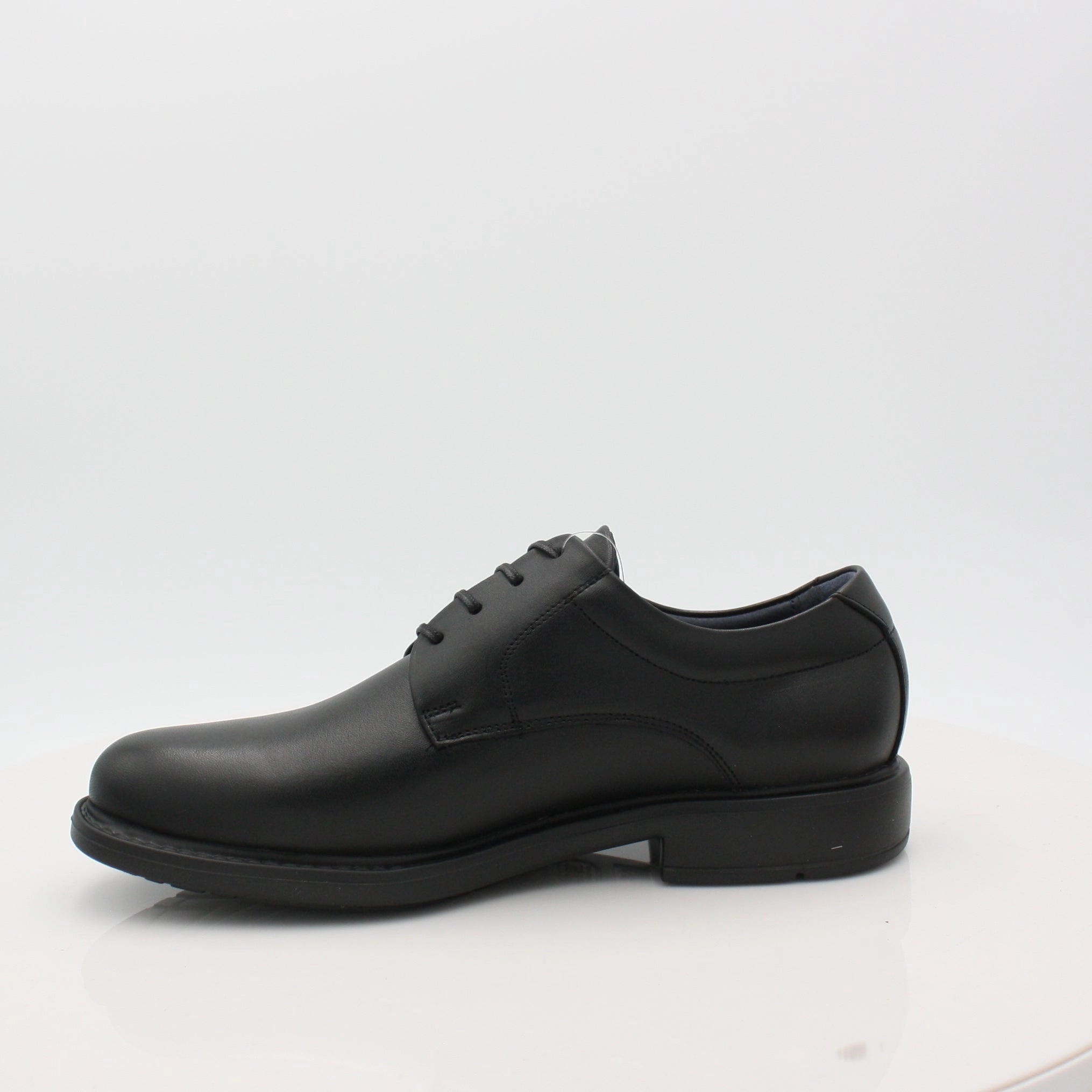 89403 Callaghan 23 Supportive Shoes Non Slip