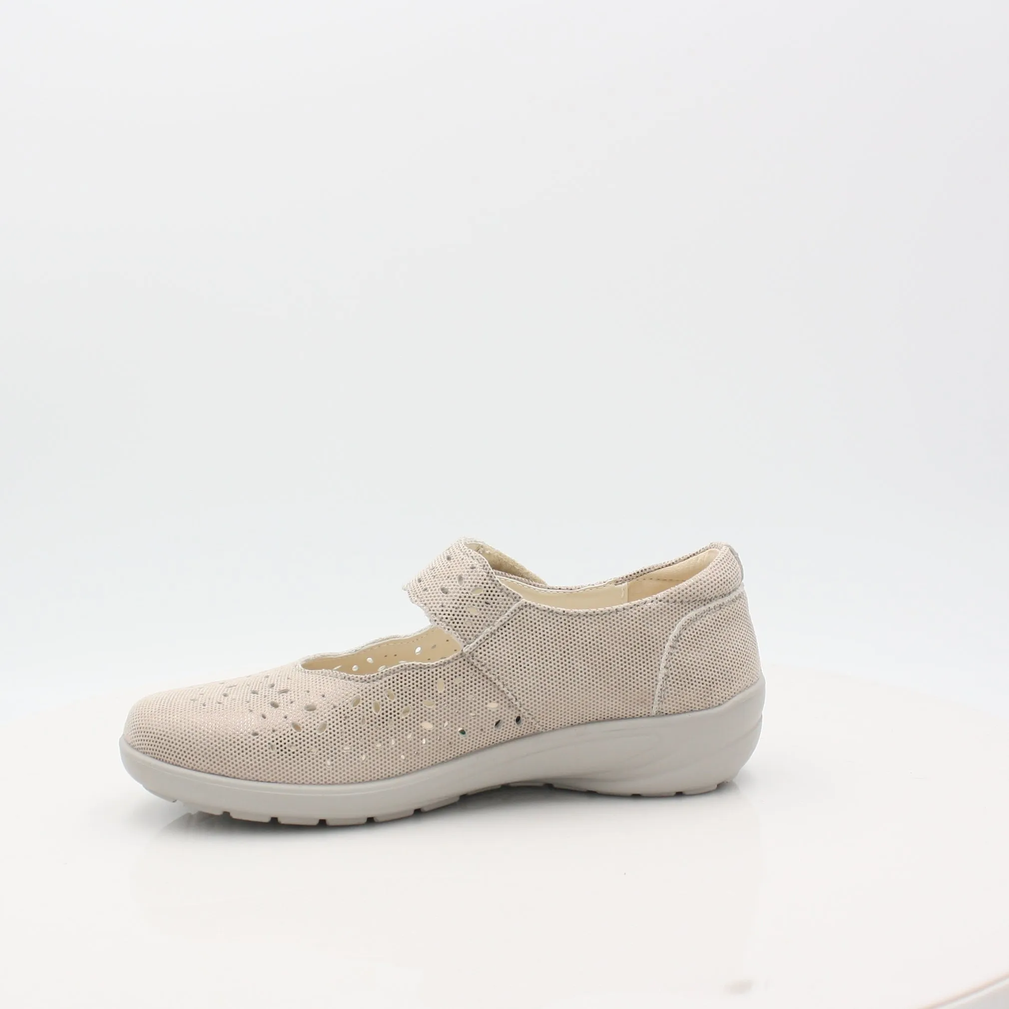 9528 G-Comfort 25 Stylish Footwear