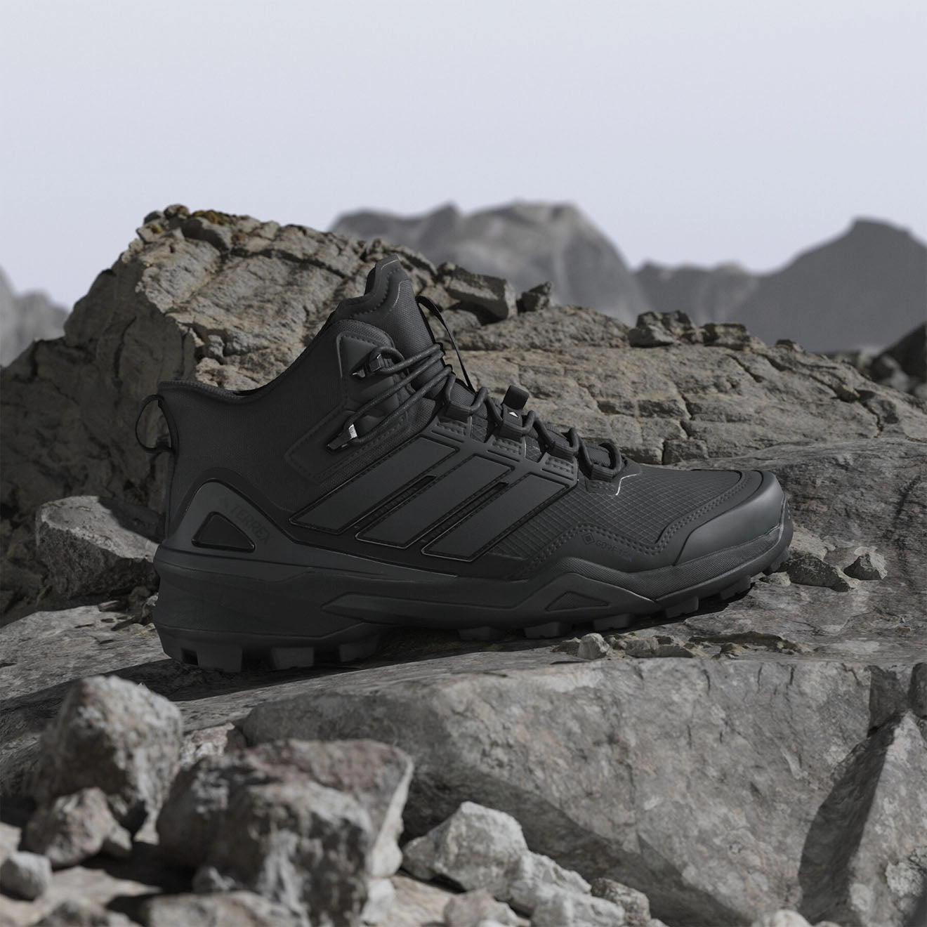 Adidas Terrex  Hiking Boots Skychaser Mid Black Easy On Off All Day Comfort