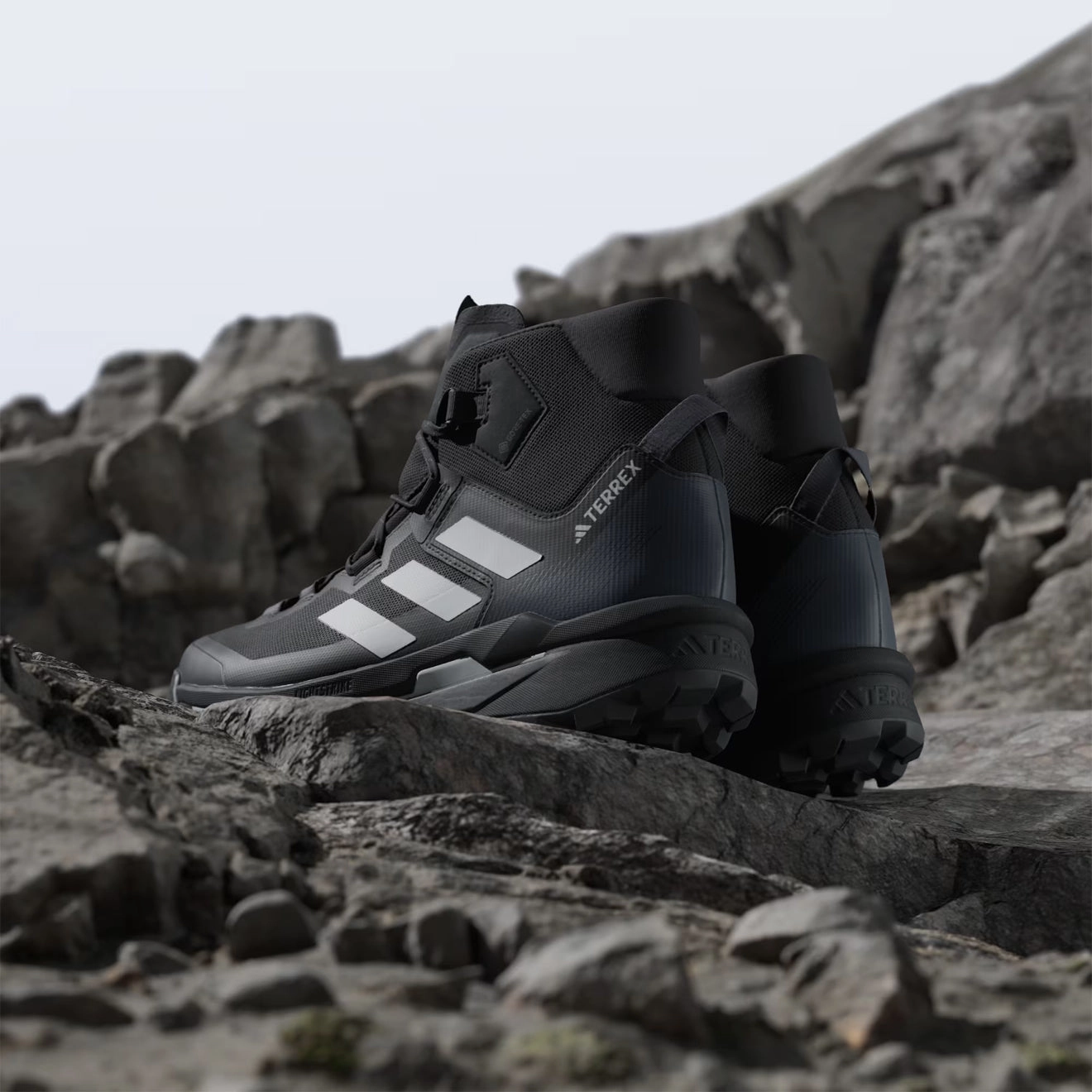 Adidas Terrex Skychaser Tech Gore-Tex Hiking Shoes Core Black / Grey Cushioned Durable Shoes