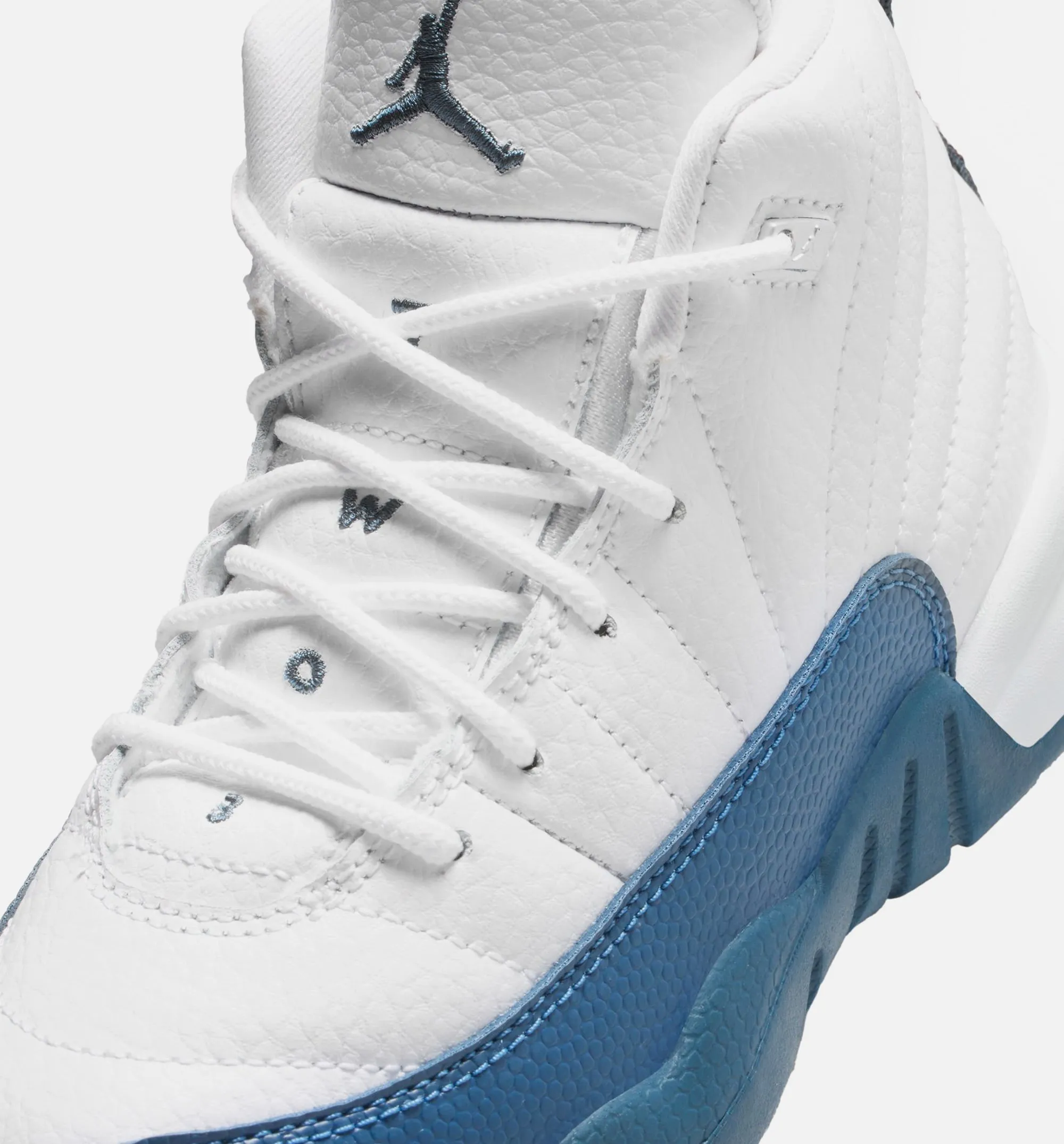 Air Jordan 12 Retro French Blue Preschool Lifestyle Shoe - White/French Blue/Metallic Silver/Varsity Red Versatile Footwear Minimal Footwear