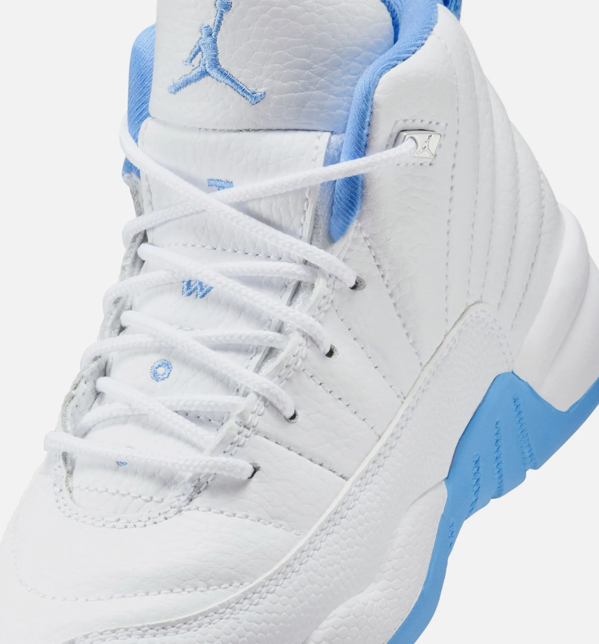 Air Jordan 12 Retro White And University Blue Preschool Lifestyle Shoe - White/University Blue/Metallic Silver Free Shipping Standing Shoes All Weather