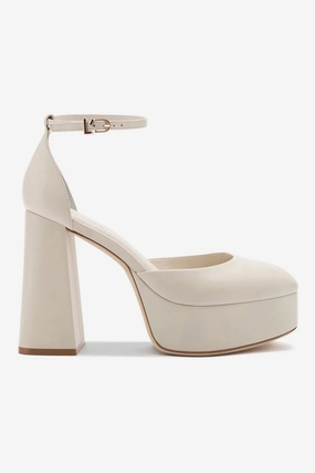 Ari Pump In Ivory Leather Pro Comfort