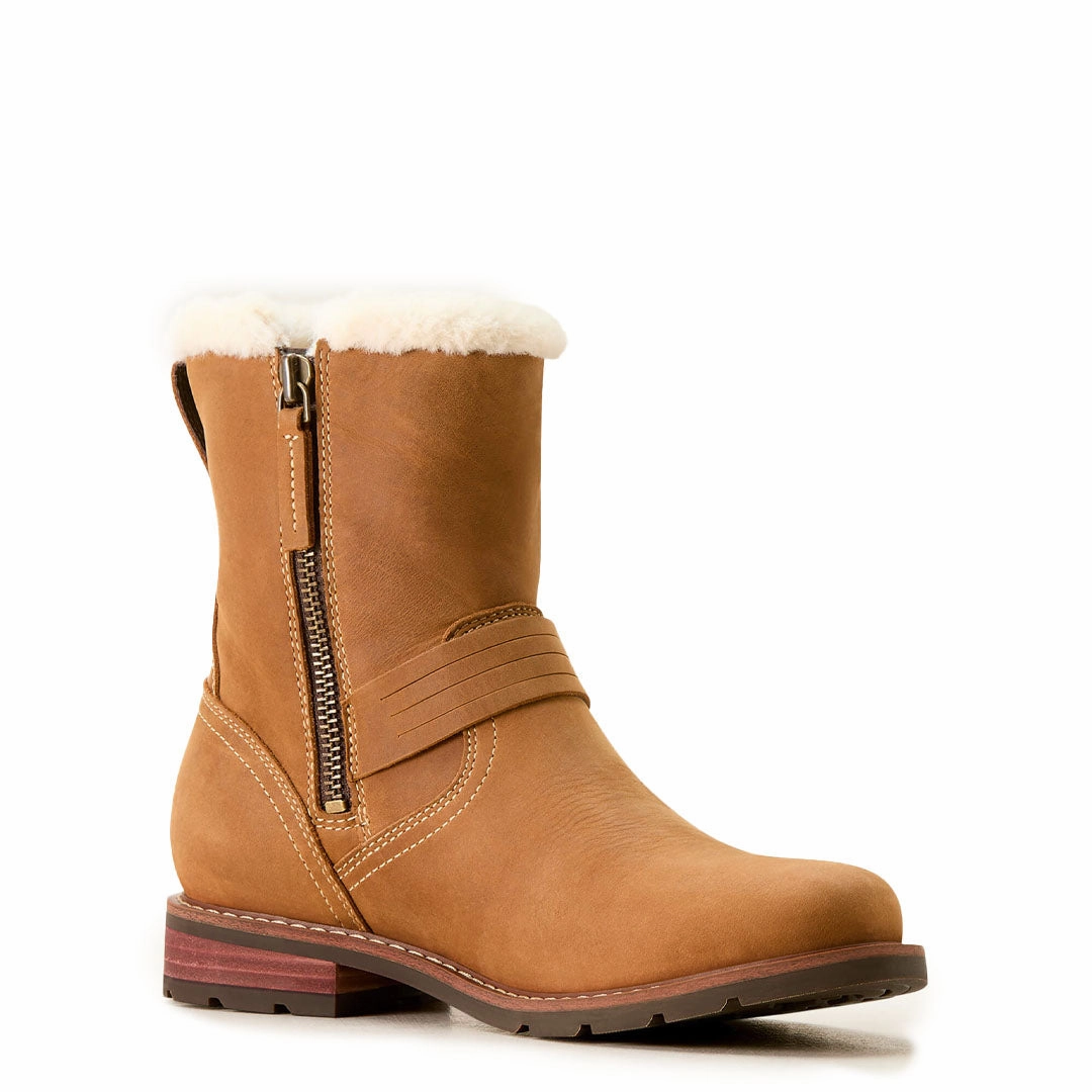 Ariat Womens Savannah Sherpa Waterproof Carmel Tan Functional Footwear Everyday Sneakers