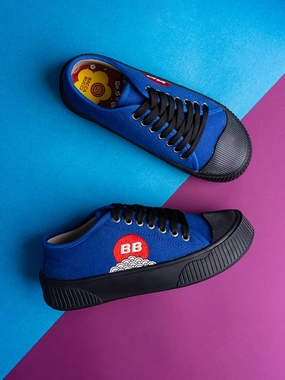 Rugged Sole Arch Support Bacca Bucci Kawaii Kicks Lace-Up Sneakers