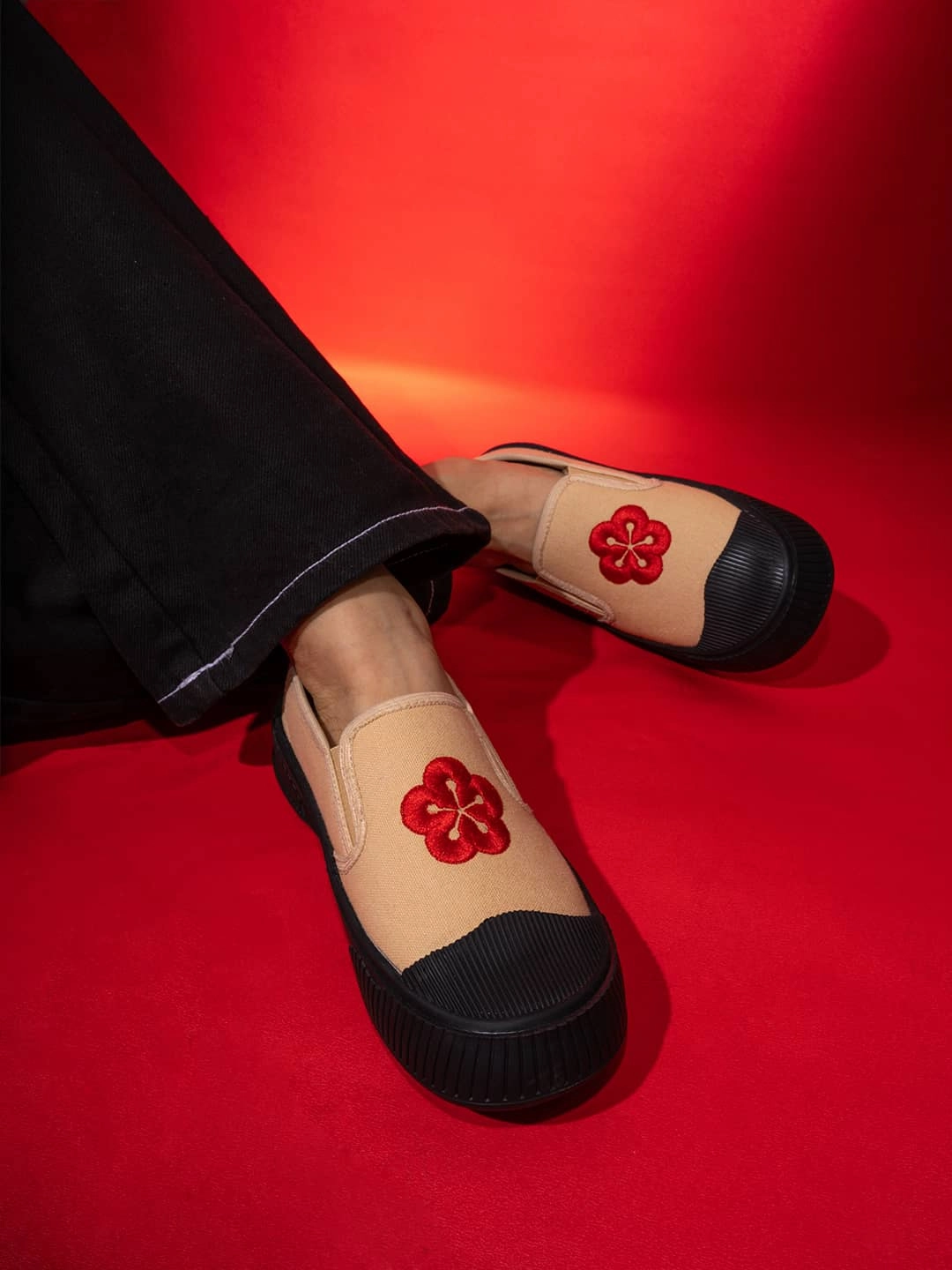 Bacca Bucci Kawaii Sakura Slip-On Sneakers Slip Resistant