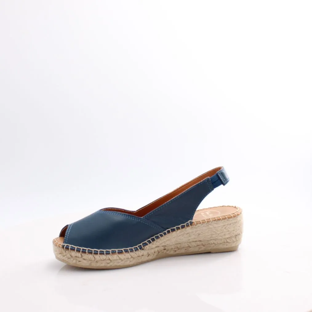 Supportive Bernia Toni Pons Sandals