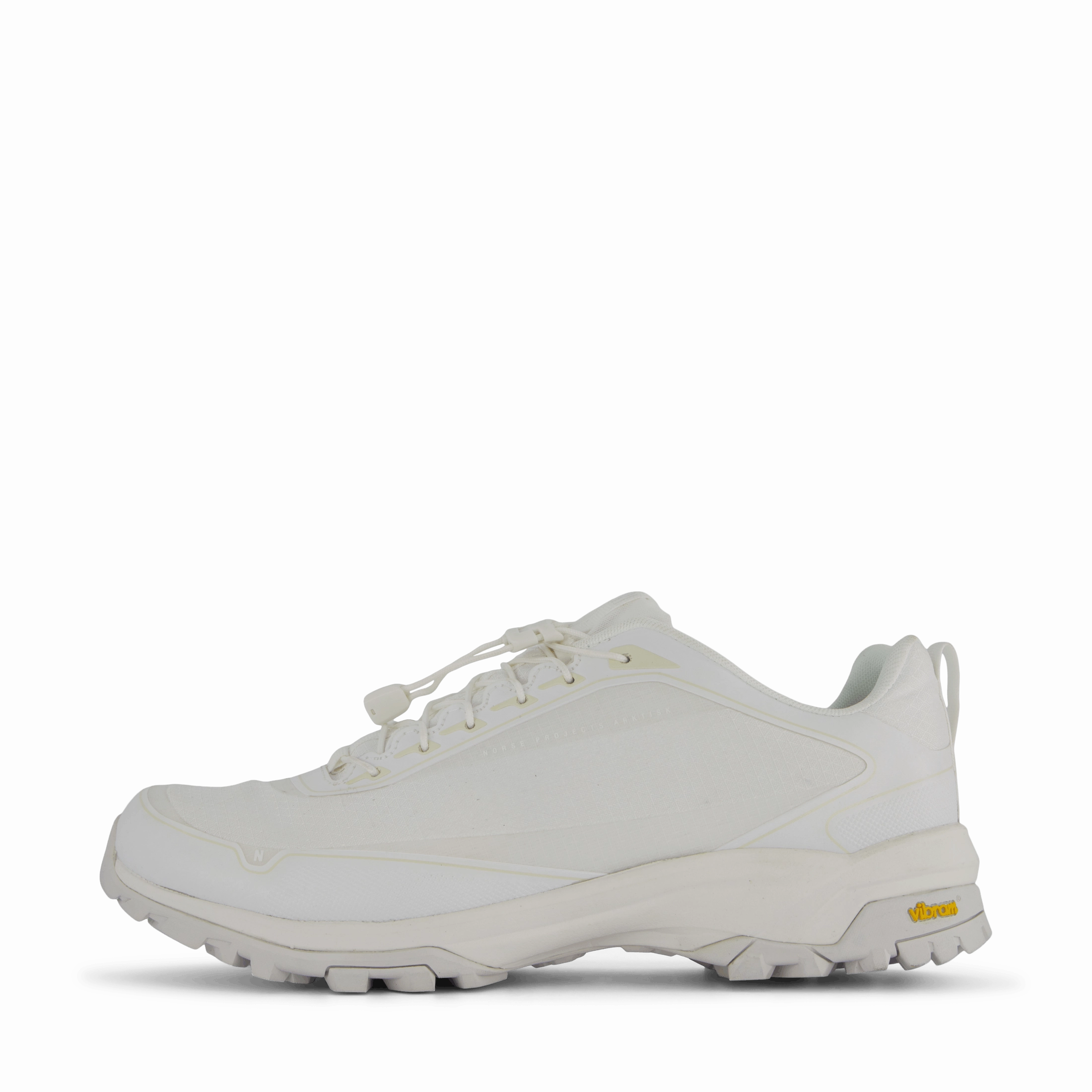 Durable Arktisk Laced Up Runner V02 White