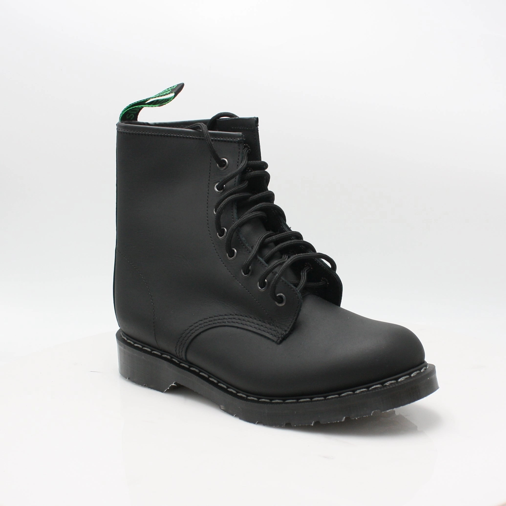 Shock Absorbing 8 Eye Derby Boot Solovair
