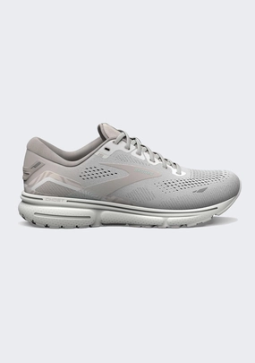Rugged Sole Brooks Women'S Ghost 15