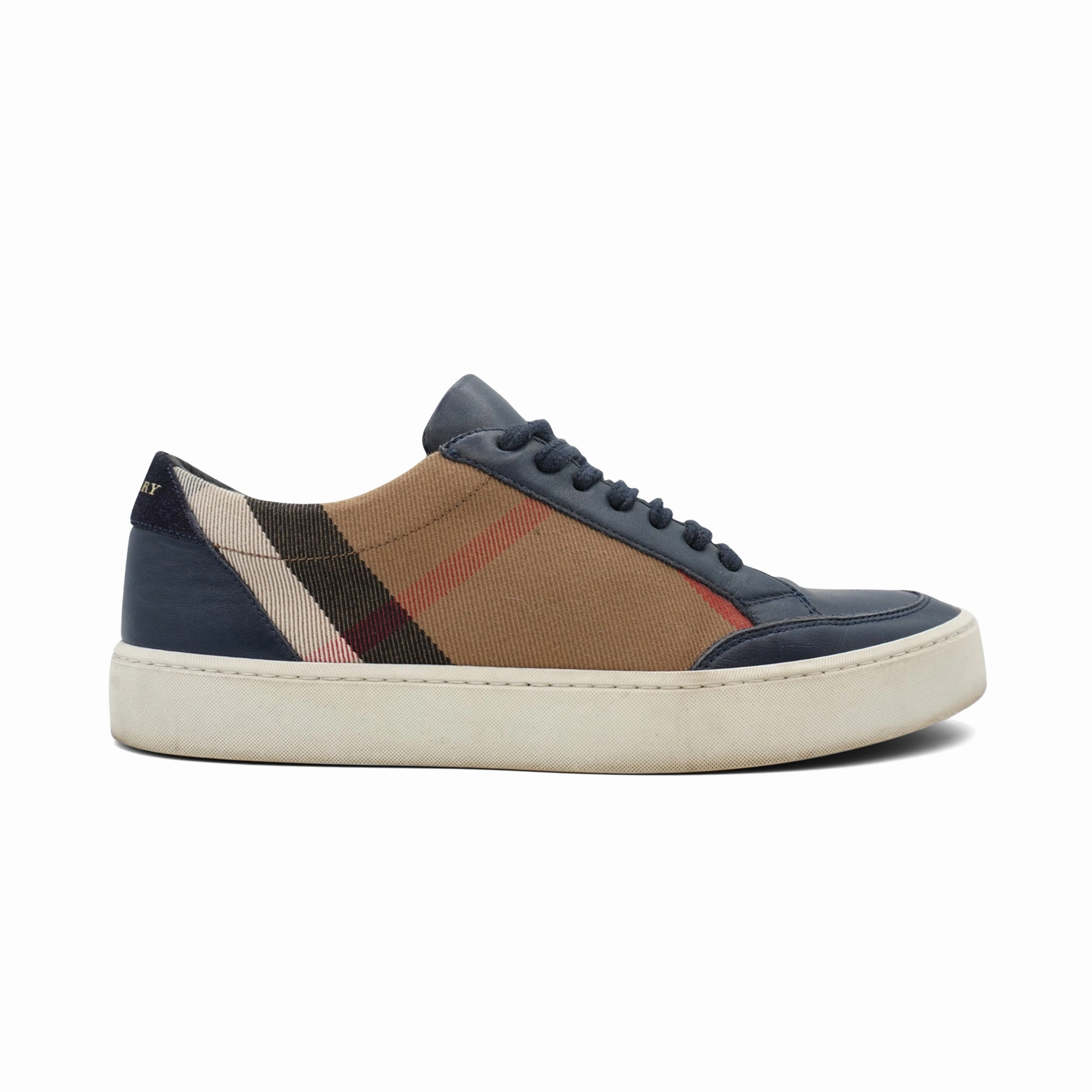 Burberry Novacheck Sneakers - Women'S 38.5 Streetwear Footwear Supportive Footwear