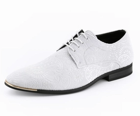 Chadwick White Versatile Style