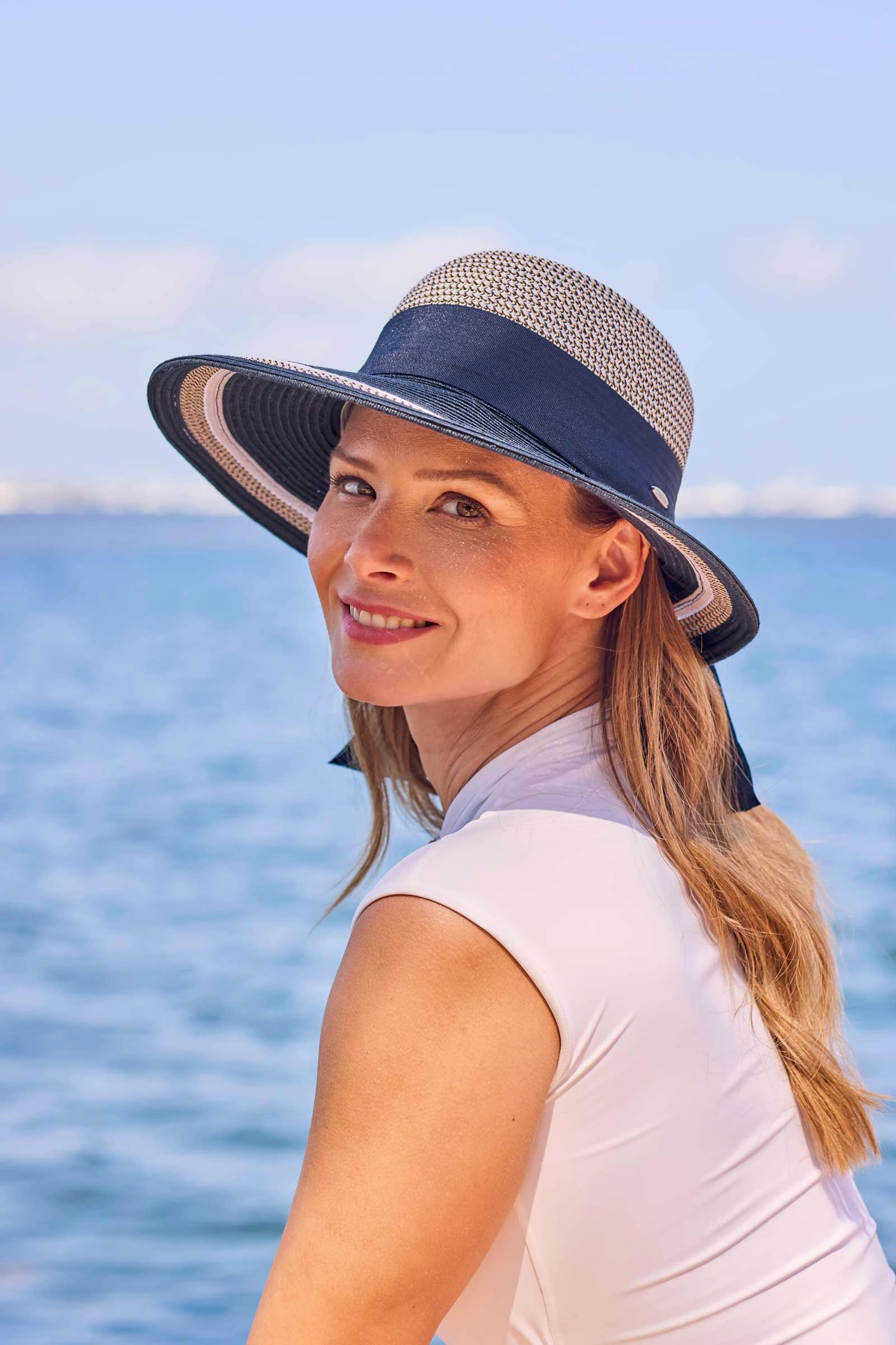 Clara Sun Hat | Navy/White Colorblock