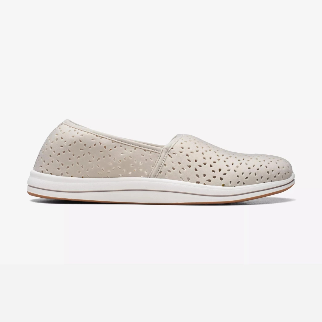 Cushioned Functional Footwear Clarks Women'S Breeze Emily