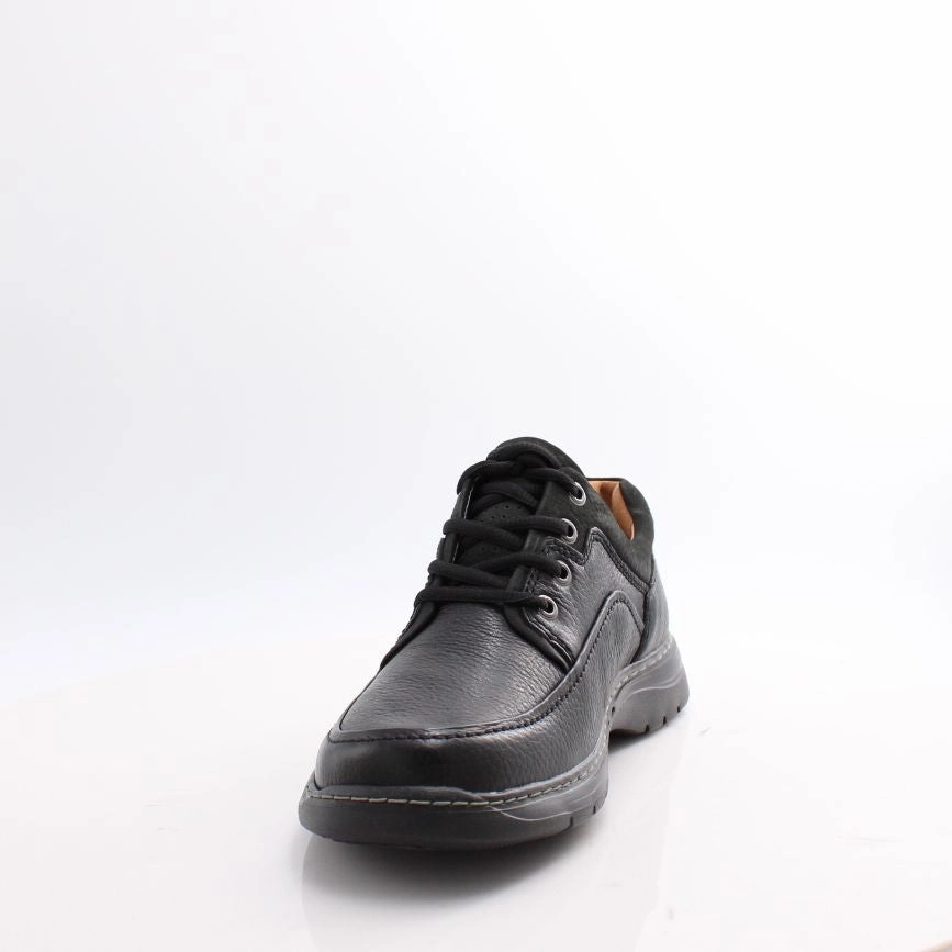 Ergonomic Weather Resistant Un Brawley Lace Ex Wide Clarks