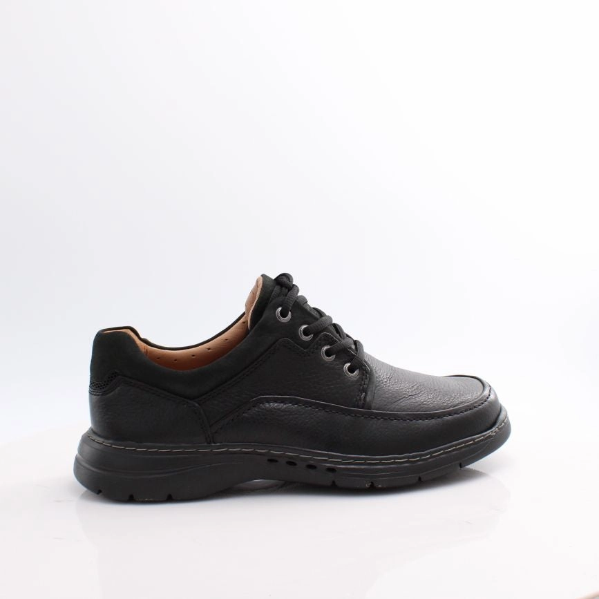 Easy Clean All Weather Un Brawley Lace Ex Wide Clarks