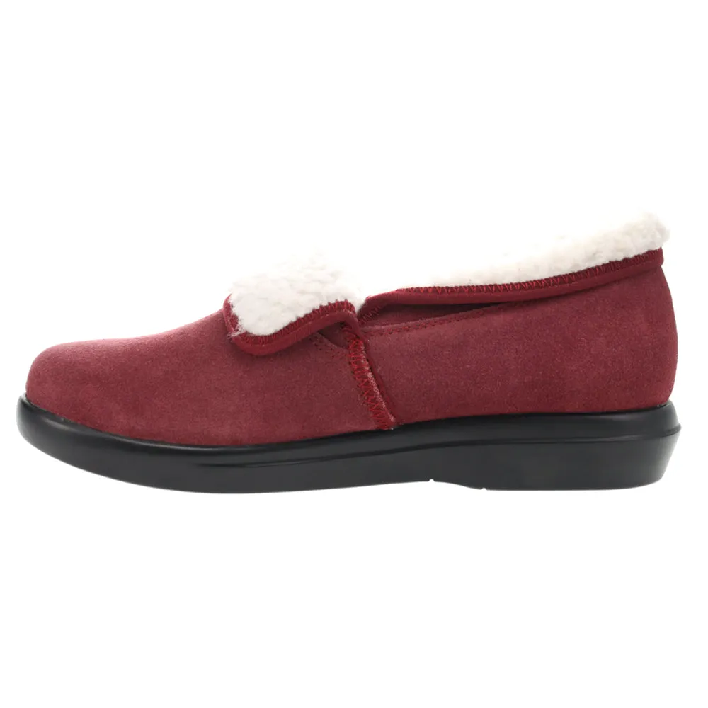 Colbie Slip On Slippers Everyday Footwear