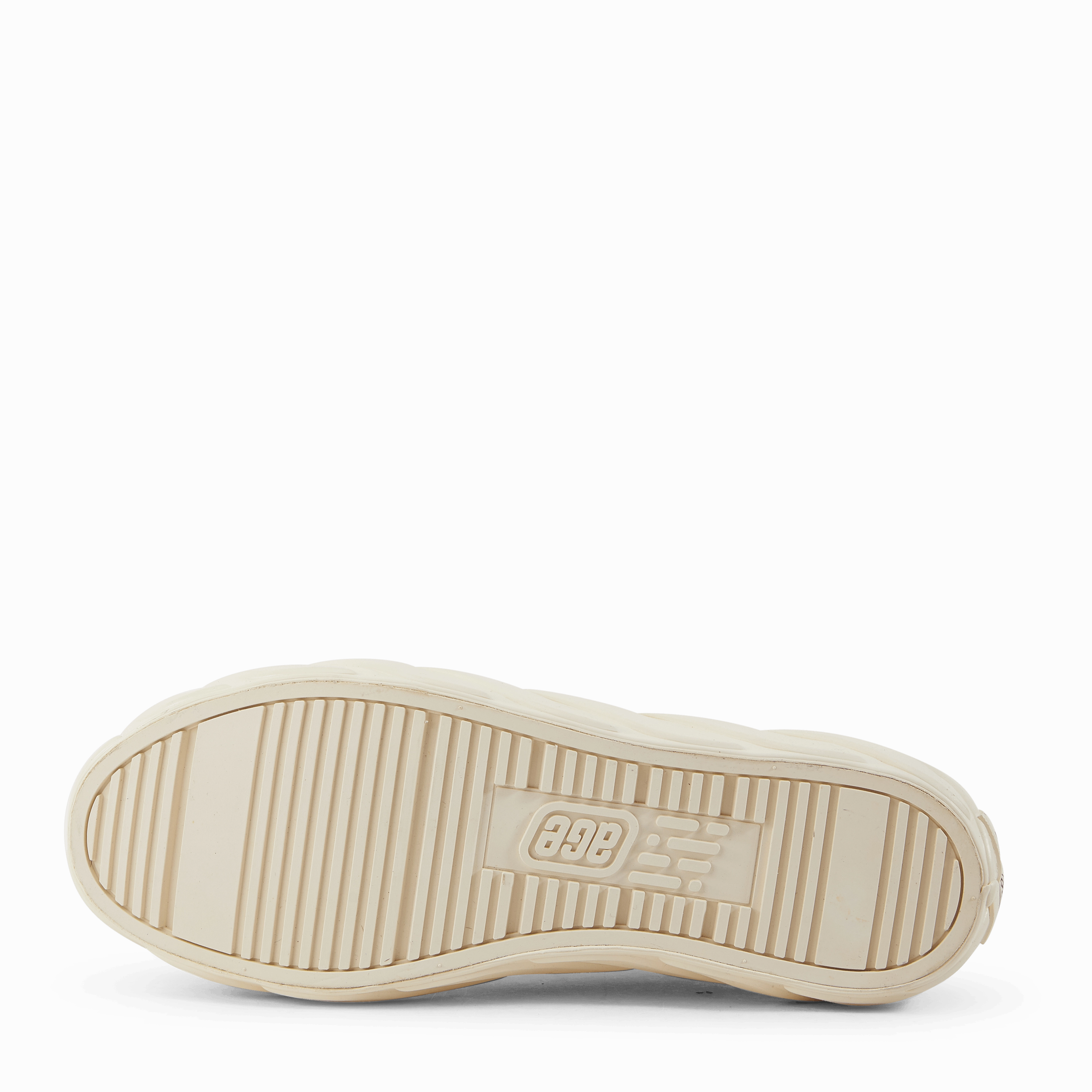 Cut Soft White Unisex Shoes