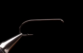 Daiichi 2117 Van Klinken Bomber Hooks Black 15 pack