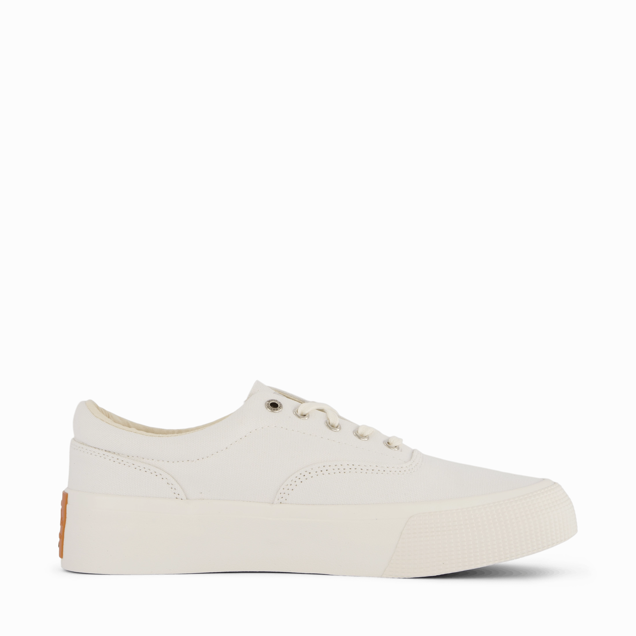 Deck White Rugged Sole Travel Shoes
