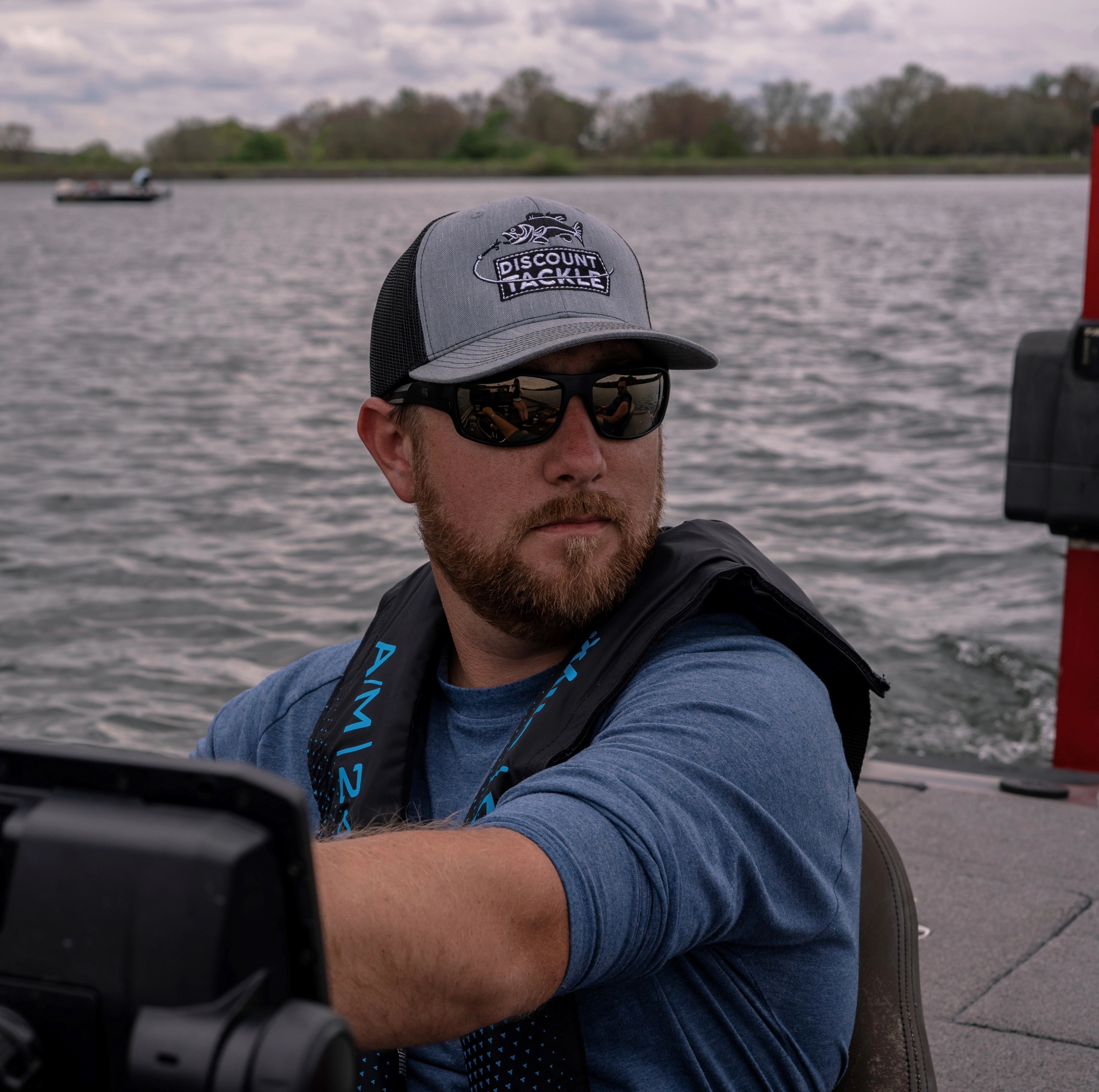 Discount Tackle Classic Snapback Hat