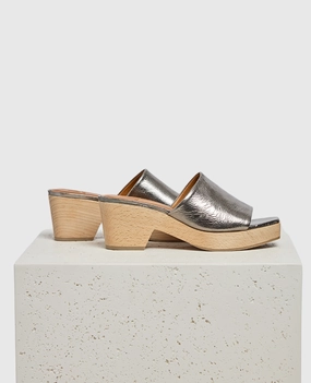 Travel Footwear Memory Foam Mist Clog