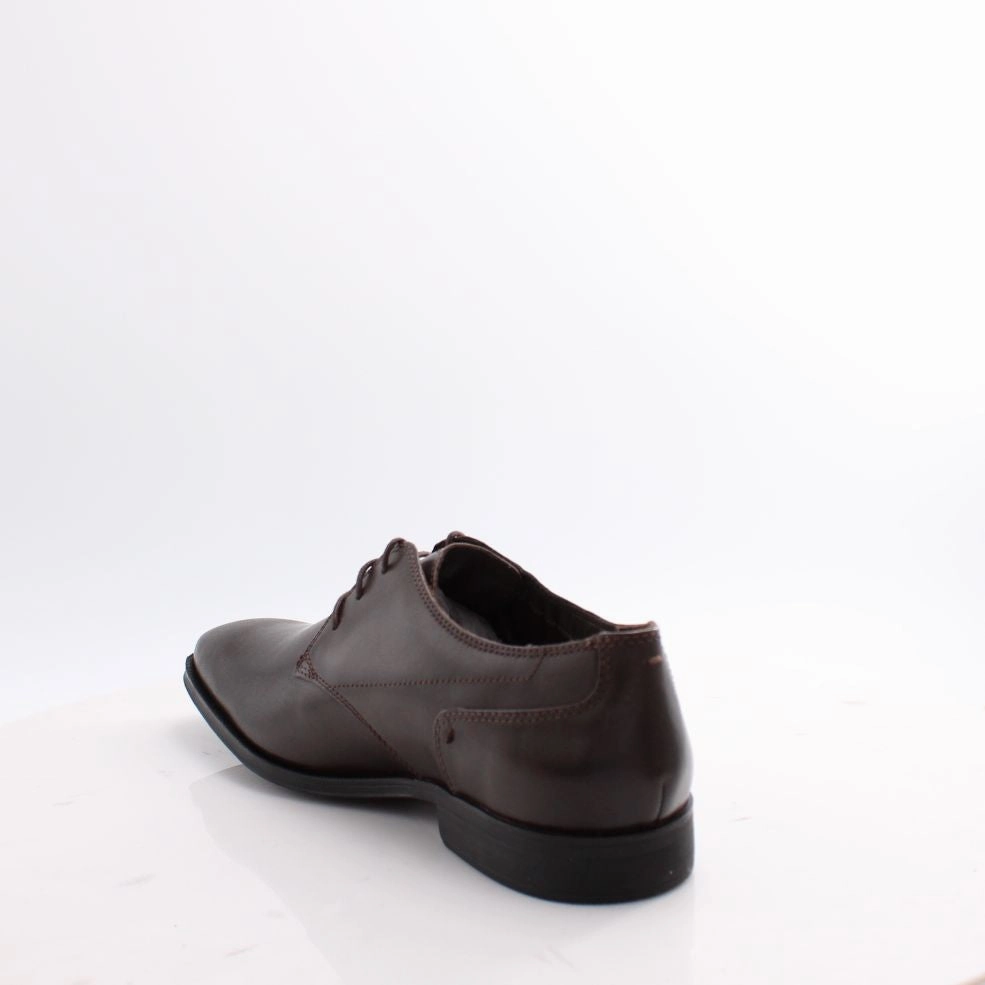 Cushioned Weather Resistant Paulton Lace Clarks 25