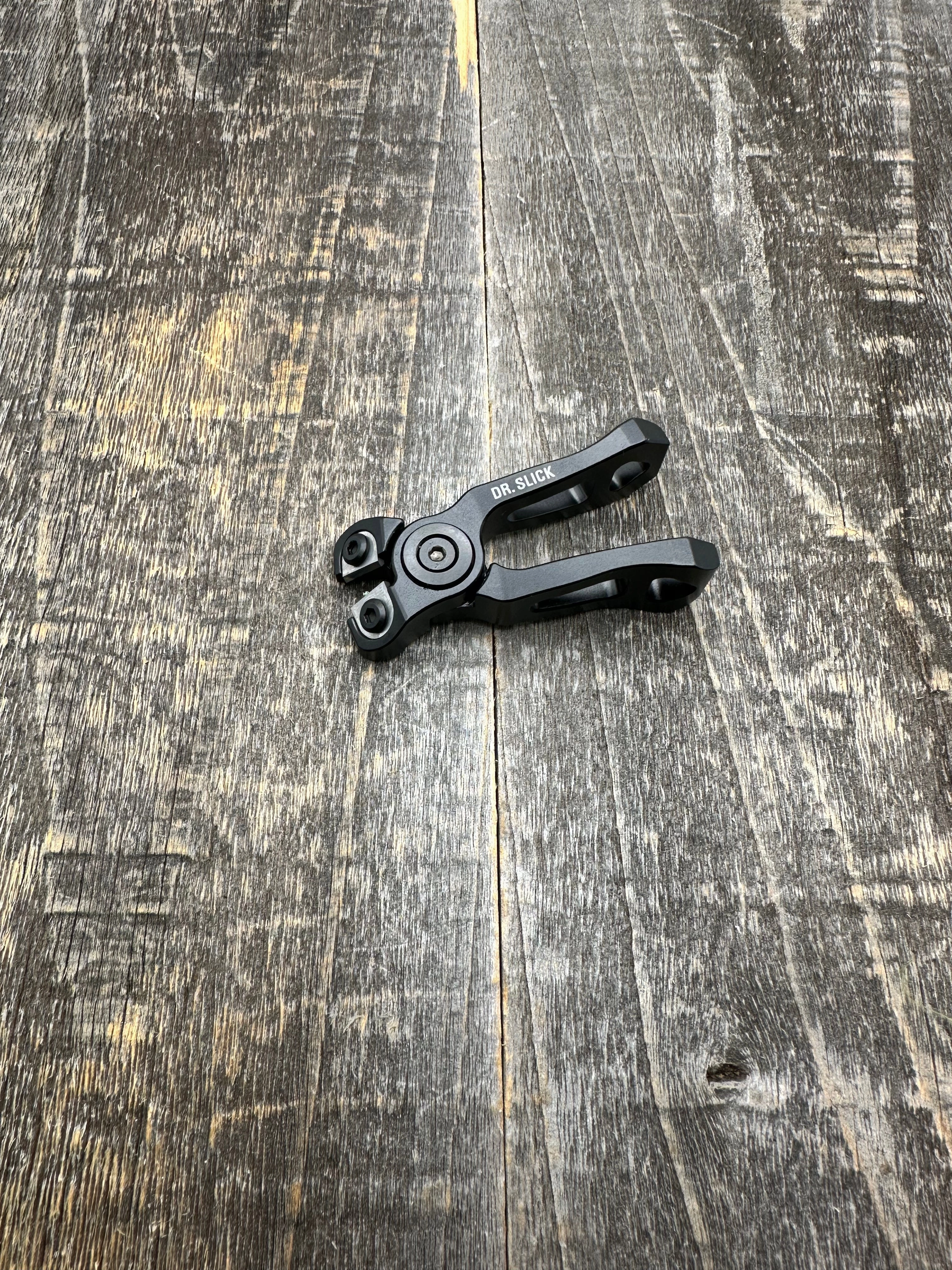 Dr. Slick Cyclone Nipper-Black