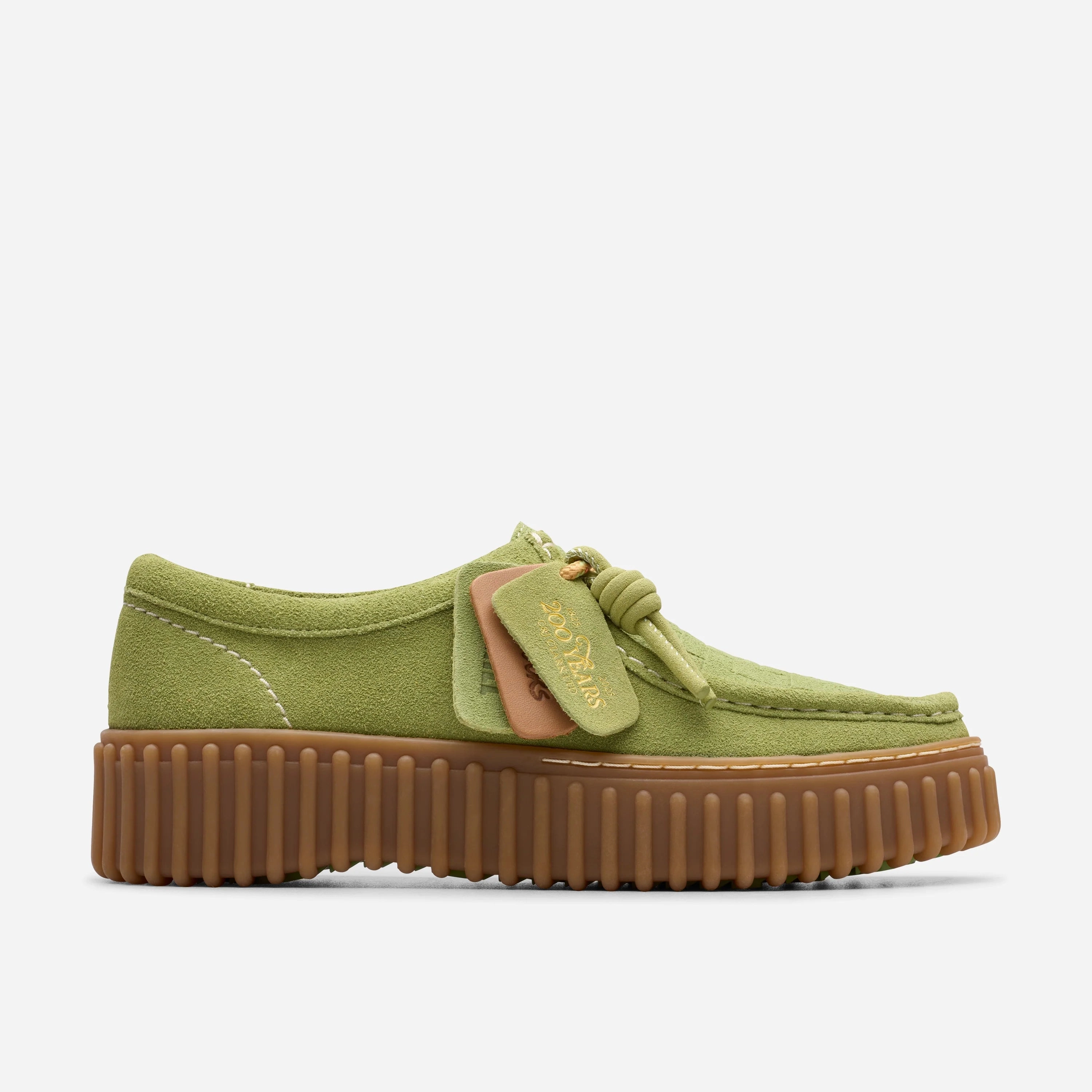 Minimalist Comfortable Footwear Clarks | Casual Shoes | Women | Torhill Bee Apple Suede