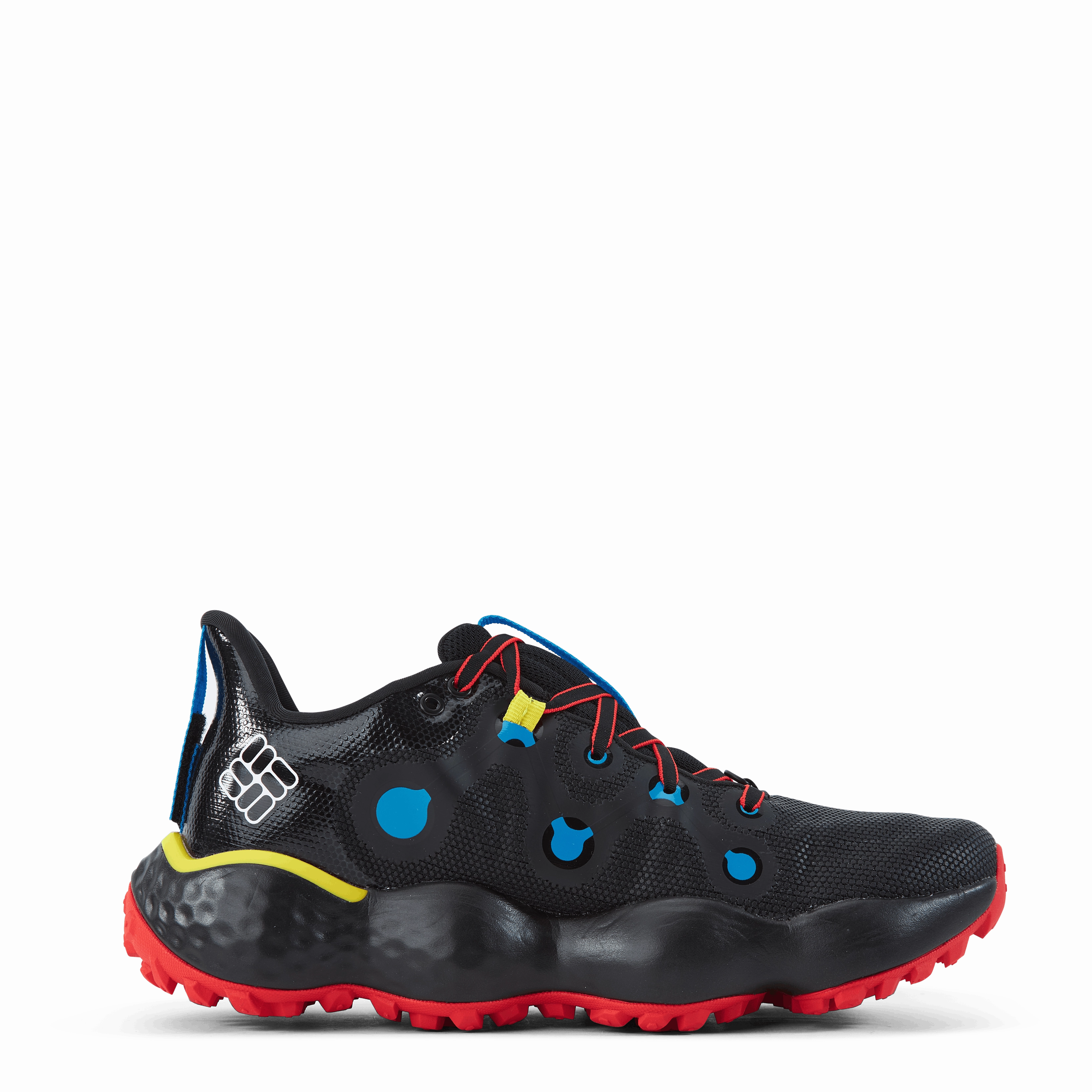 Fashion Sneakers Escape? Thrive Ultra? Black, White