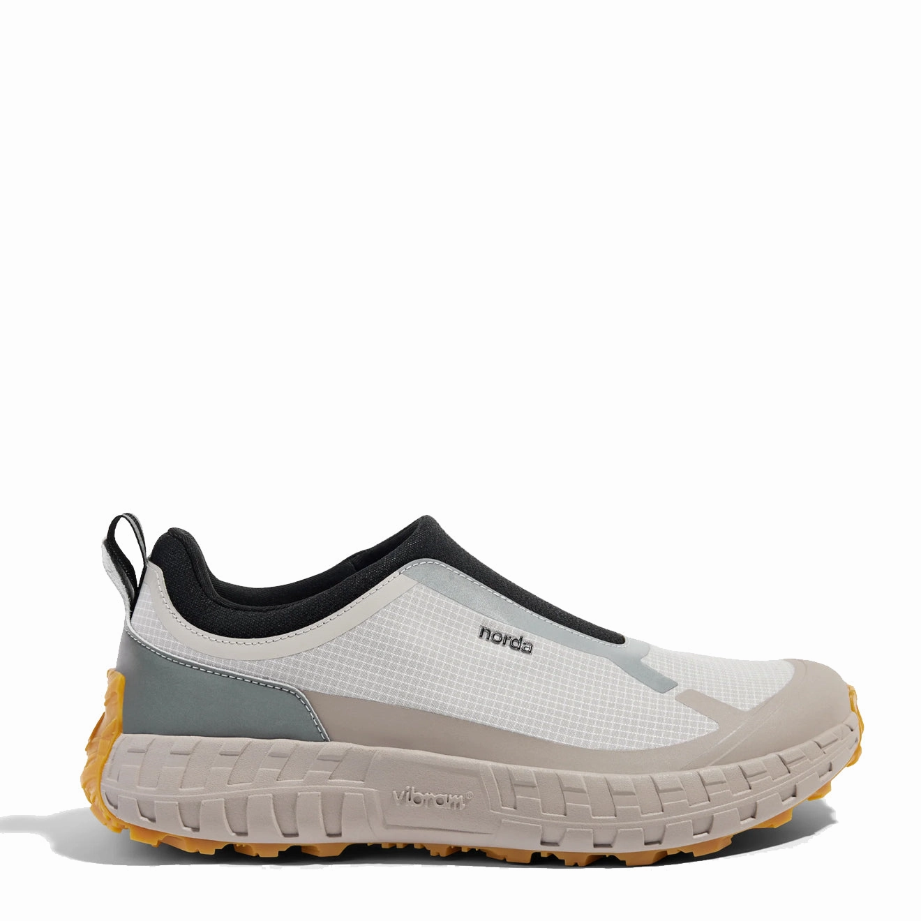 Minimalist Shoes Classic Sneakers Norda The 003 Trainer Cinder