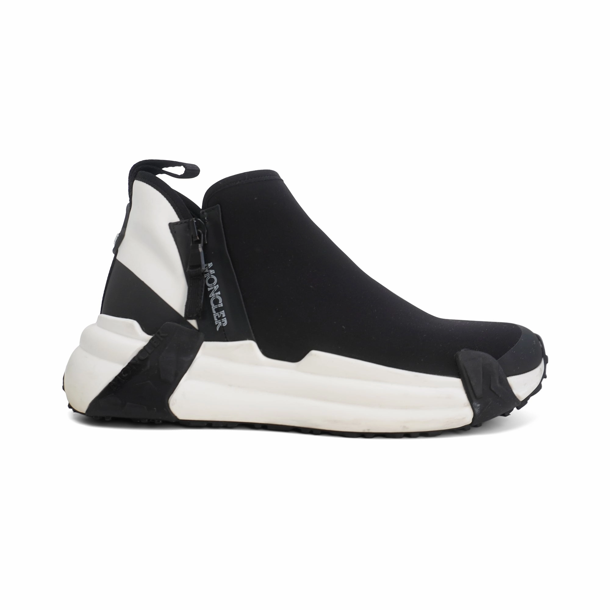 Comfortable Footwear Moncler 'Compressor' Sneakers - Women'S 37