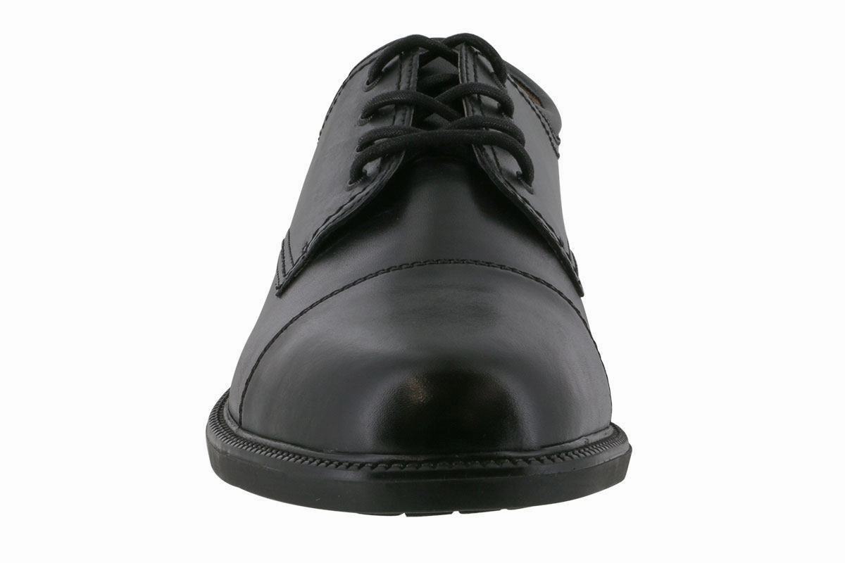 Daylong Comfort Quick Dry Dockers Gordon Cap Toe Oxford Black