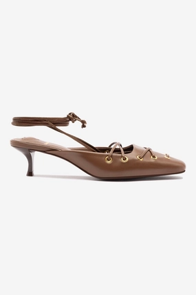 Amal Lace Up Pump In Burnt Umber Leather Orthotic Friendly Breathable Mesh