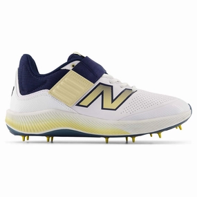 Everyday Footwear Comfort Heel Ck4040 V6 Men'S Cricket Shoes (Width 2E)