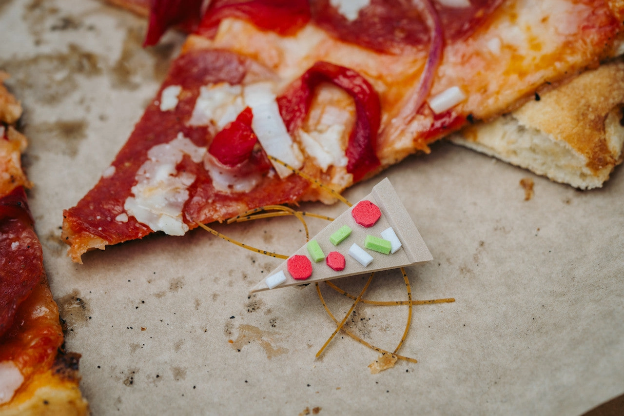 Grillos Pizza Delivery Fly Size 6