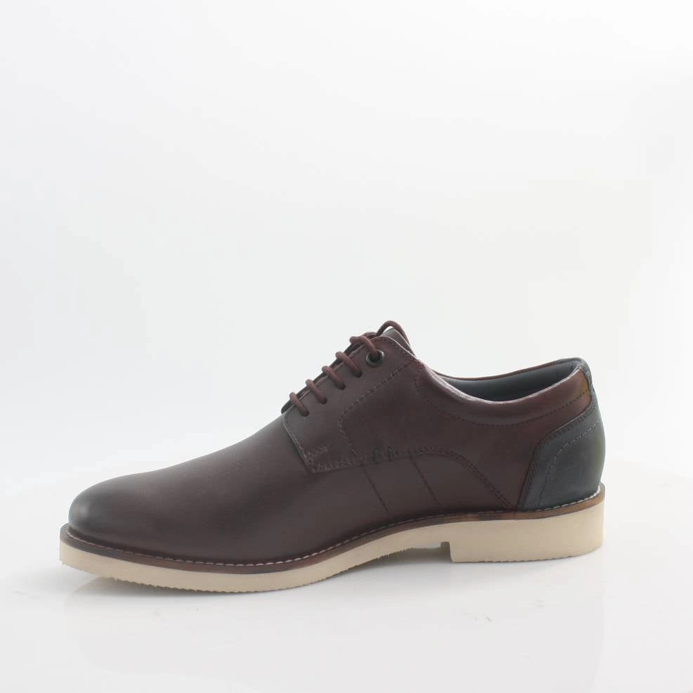 Hampton Pod 24 Travel Ready Supportive Shoes
