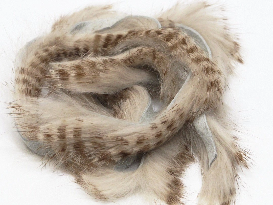 Hareline Dubbin Black Barred Rabbit Strip Magnum