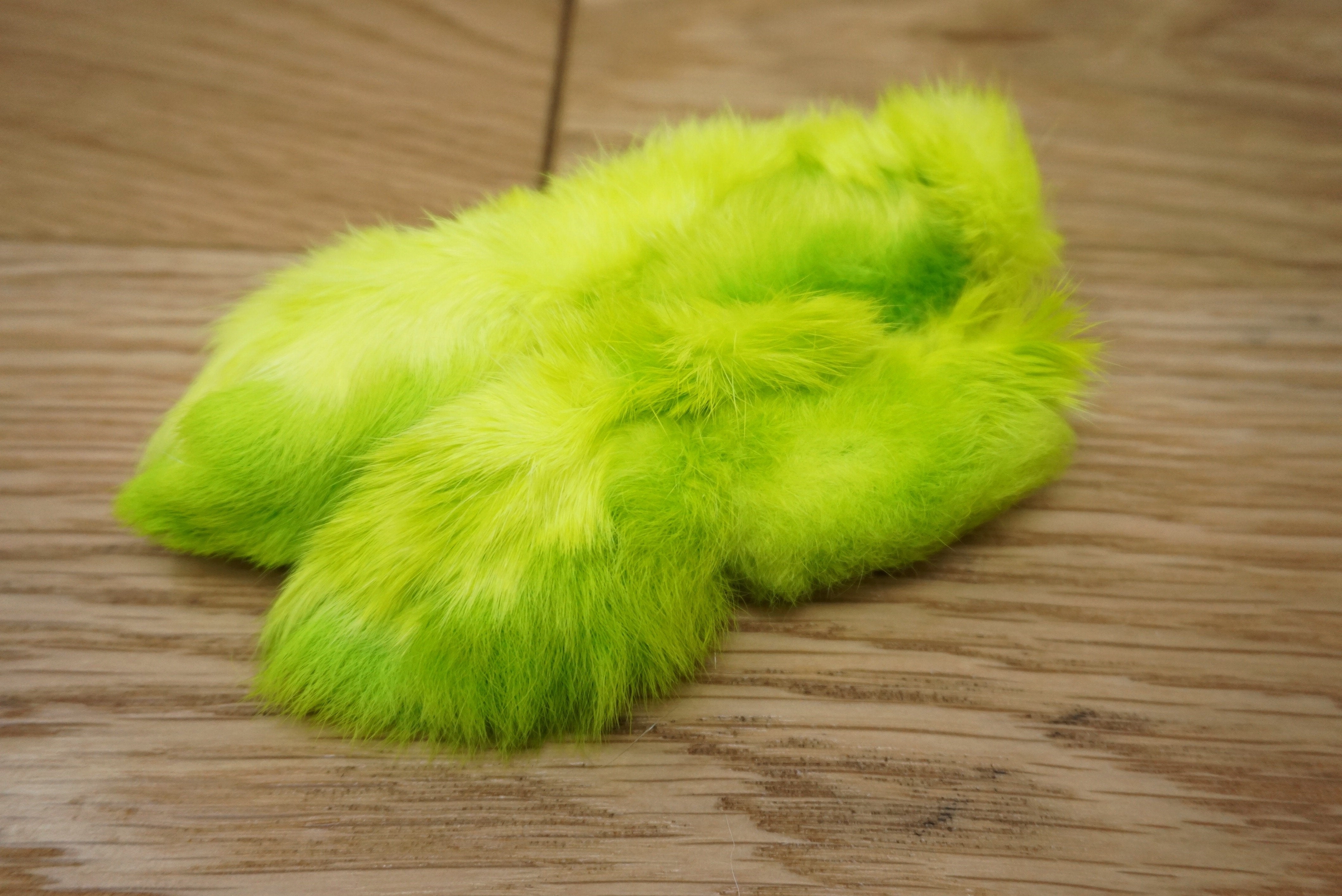 Hareline Para Feet