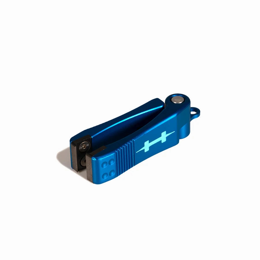 Hatch Outdoors Custom Kaiju Blue Nipper 3