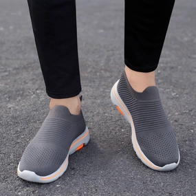 Minimalist Statement Footwear Bacca Bucci Pulse