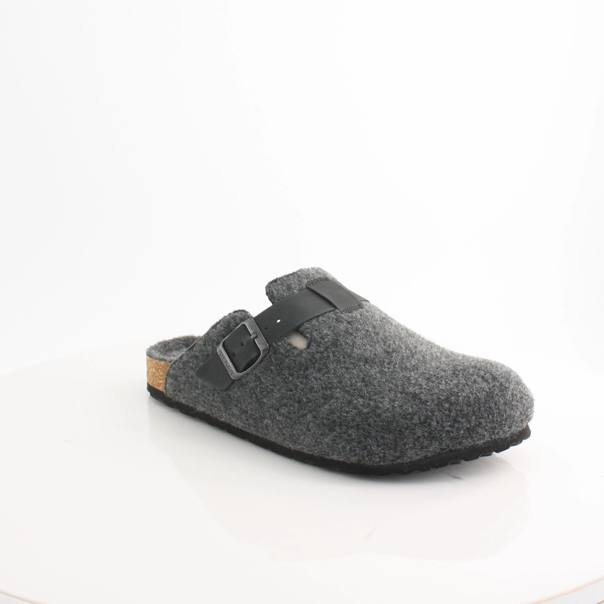 Rugged Supportive 22181 Rieker 22 Slipper