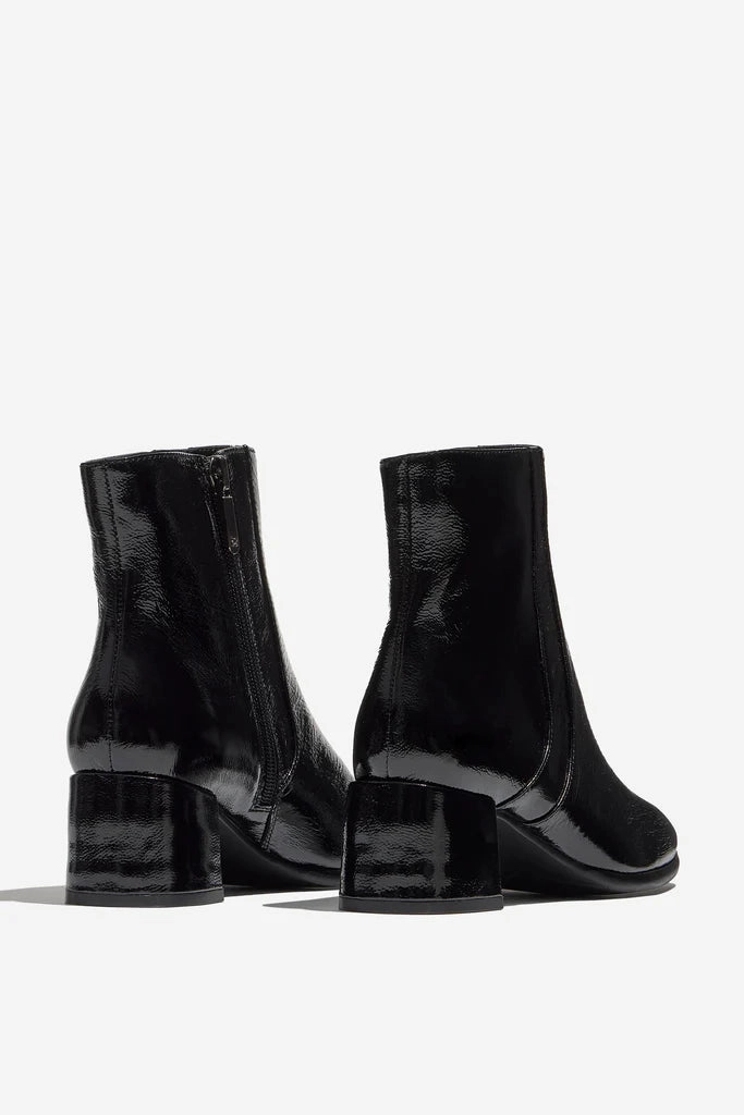 Regarde Le Ciel | Women'S Boots | Pilar Naplak Black | Black Arch Support Minimalist Shoes