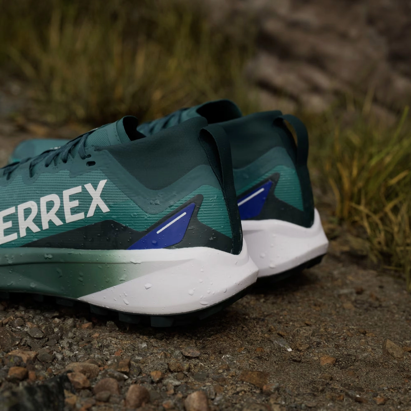 Adidas Terrex Agravic Gtx Trail Running Shoes Preloved Teal / Cloud White / Semi Lucid Blue Weather Resistant