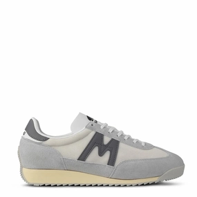 Karhu Mestari Trainer Dawn Blue / Smoked Pearl Modern Classic Grippy Traction