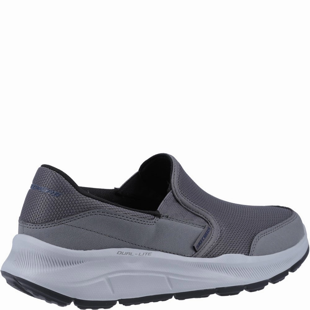Supportive Skechers Equalizer 5.0 Persistable Slippers